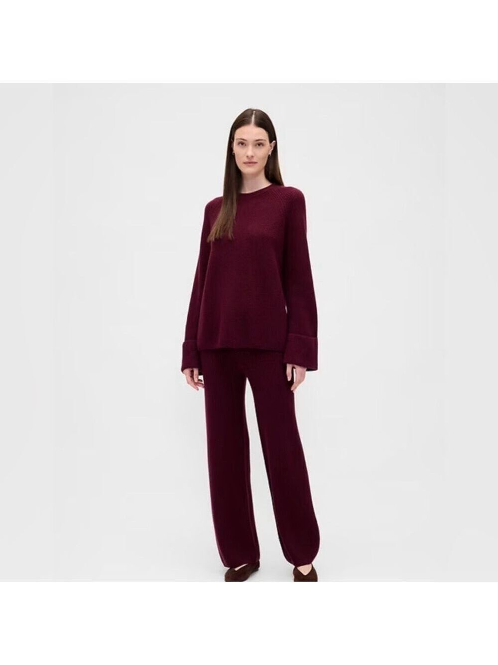242. NWOT! GAP Cashsoft Shake Tuscan Red Knit Sweater Pants. Size SP